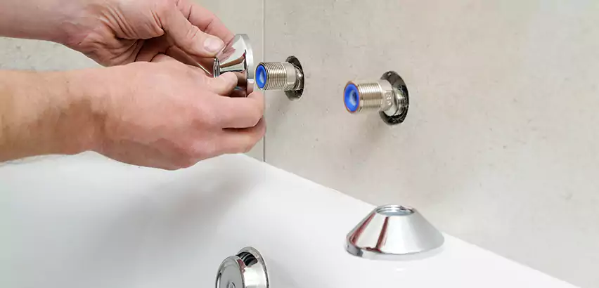 Bathtub Faucet Diverter Replacement in Irving